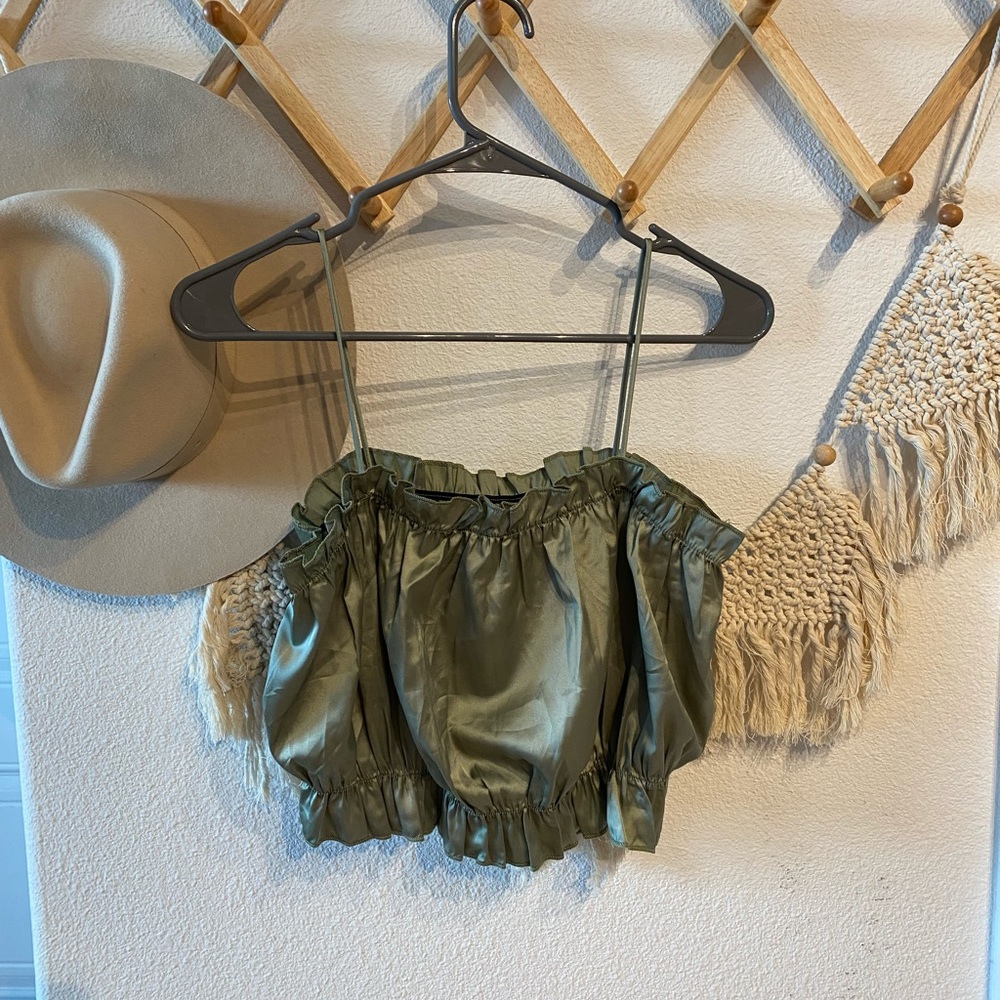 Shein Crop Top - Picture 3 of 5